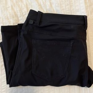 Men’s Lululemon ABC pant